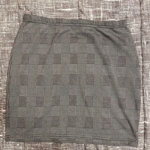 Shien: Short bodycon skirt
